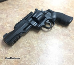 Smith & Wesson Model 327 TRR8 357 Mag